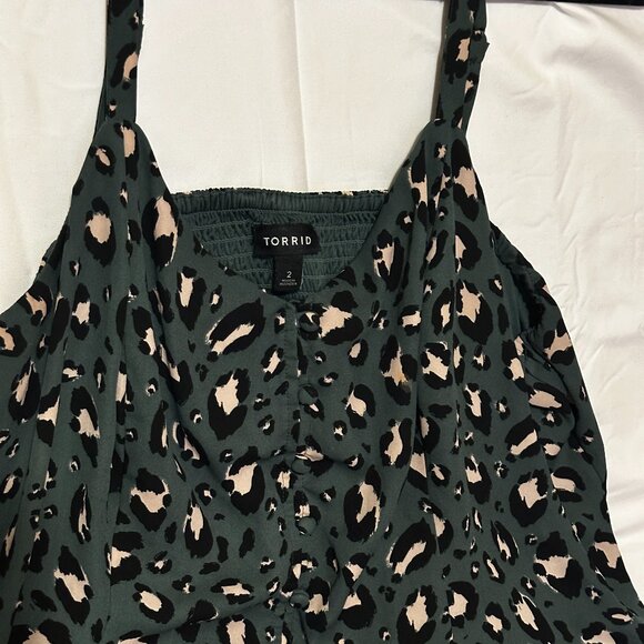 torrid Tops - Torrid Camisole Tunic Going Out Top Sleeveless Blouse 2x Green Leopard Print